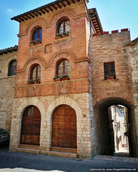 Palazzo dei Priori e della Mercanzia