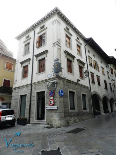Edificio storico "Mostra permanente sul terremoto"