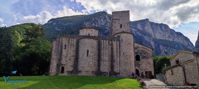 Abbazia di San Vittore delle Chiuse