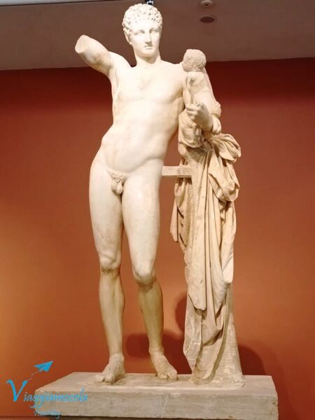 Hermes di Prassitele