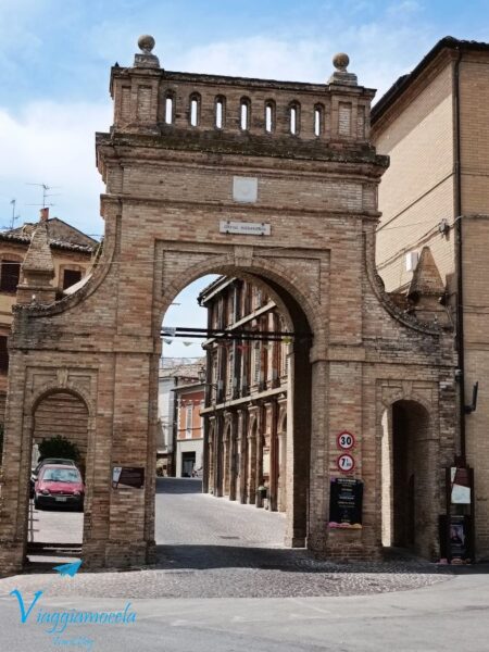Porta Alvaro